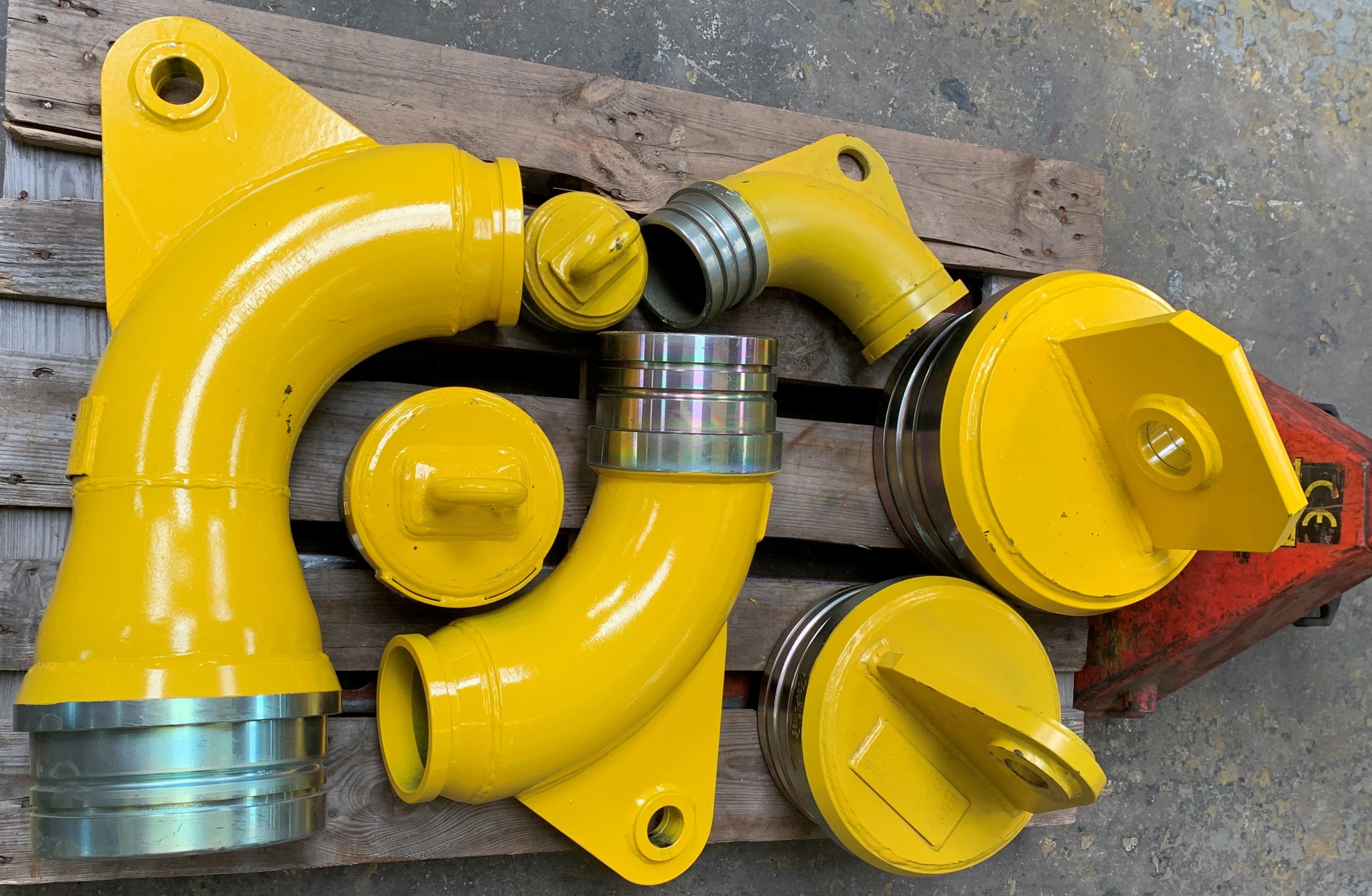TREMIE PUMP BENDS AND LIFTINGCAPS